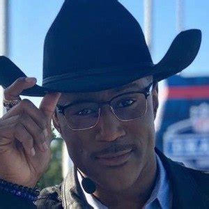 Nate Burleson - Age, Family, Bio | Famous Birthdays