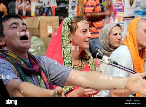 ISKCON devotees belonging to Russia performing bhajan on the streets of Kolkata Stock Photo - Alamy