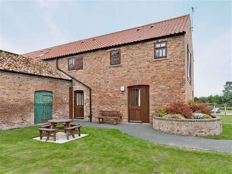 Filey Holiday Cottages - Truman Cottage in Filey, Yorkshire - Book Online - Hoseasons