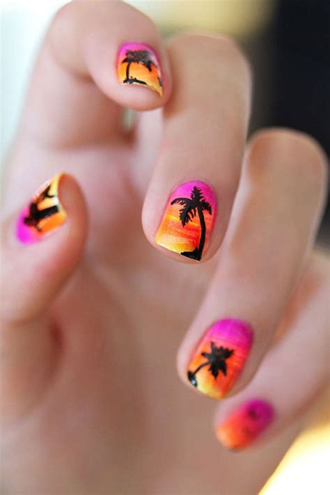 Eye-Catching Sunset And Sunrise Nail Designs - fashionsy.com