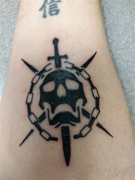 My first Destiny tattoo, courtesy of Moose at Titanic, Southampton. : r/tattoo