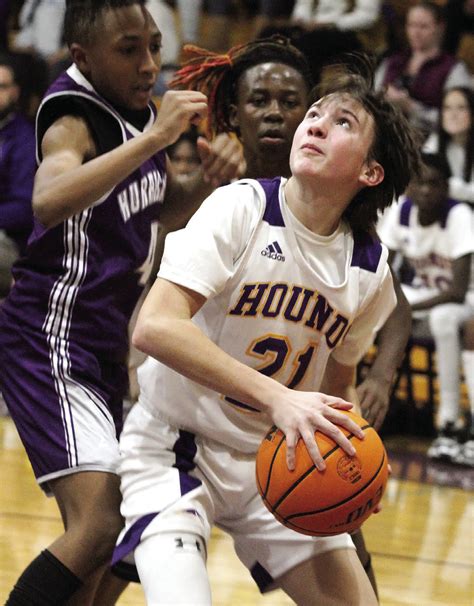 Middle school basketball heading down home stretch | Jones County News