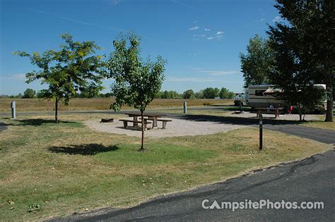 Boyd Lake State Park - Campsite Photos and Campground Information