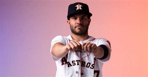 These Memes About José Altuve Will Get You in the World Series Spirit