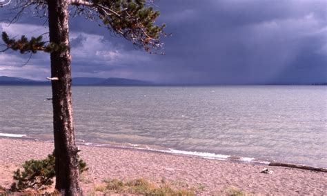 Yellowstone Lake, Yellowstone NP - AllTrips