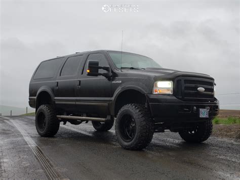 2005 Ford Excursion RBP 74r Pro Comp Suspension Lift 4.5" | Custom Offsets