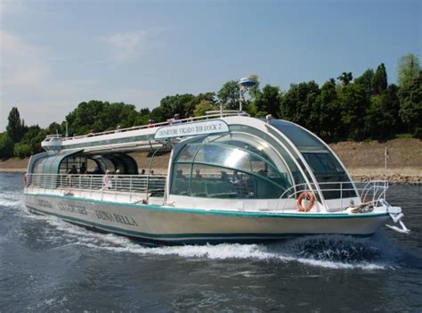 Day Cruises with Guide on Panorama Boat on the River Danube in Budapest - Budapest River Cruise