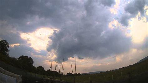 Time lapse : Thunder storm clouds gathering and disappearing - YouTube