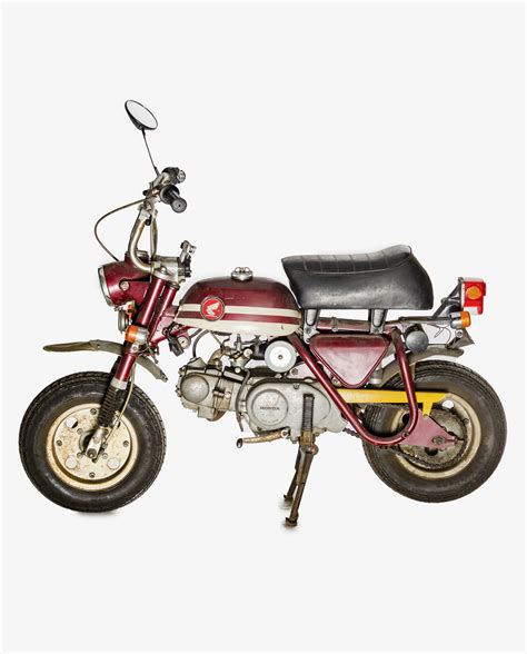 Honda Monkey Z50Z red - 4917 km · Fourstrokebarn Honda & Parts