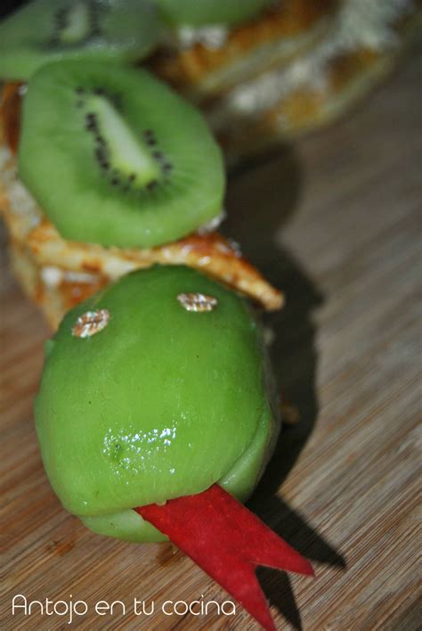 Snake kiwi puff pastry cake - Antojo en tu cocina