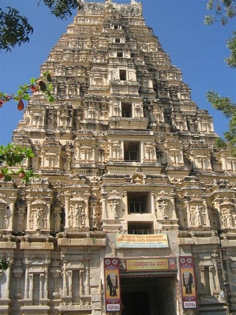 Virupaksha Temple, Hampi - Timings, History, Best Time to Visit