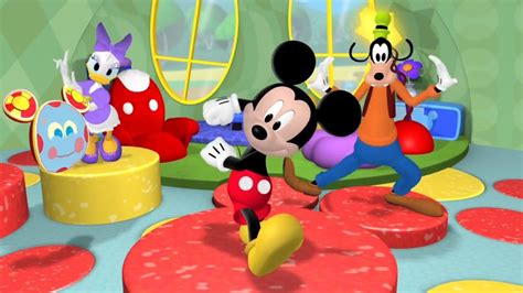 Why Do Kids Love The 'Hot Dog Dance' From 'Mickey Mouse Clubhouse' So Much?