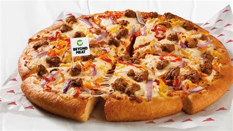 Pizza Hut adds Beyond Meat sausage to Canadian menus permanently