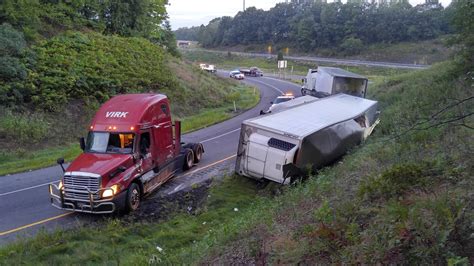 Big Rig Crash Closes Off-Ramp in Monroe County | wnep.com