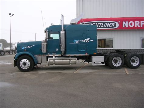 1998 Freightliner FLD FLD Classic XL StockNum: CN1197 : Nebraska,Kansas ...