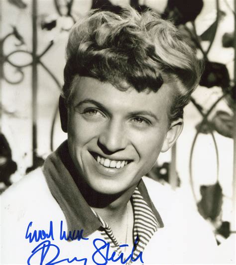 Tommy Steele - Movies & Autographed Portraits Through The DecadesMovies & Autographed Portraits ...