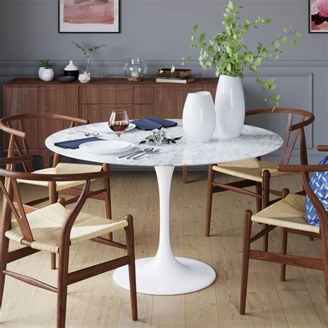 Saarinen Tulip Round Marble Dining Table