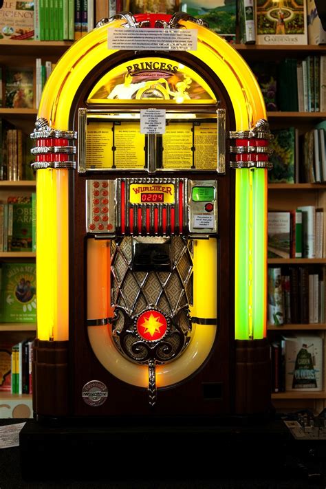 Wurlitzer 1015 Jukebox