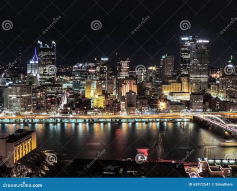 Pittsburgh Skyline at Night Editorial Photo - Image of night, city ...