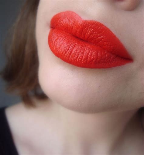 mela-e-cannella: AVON - MARK - Liquid Lip Lacquer Matte - Orange You Happy