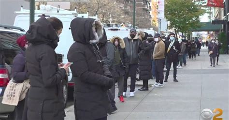 COVID Testing In NYC: New Yorkers Waiting In Long Lines At Urgent Care ...