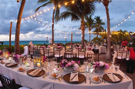 12 Gorgeous Beach Wedding Decoration Ideas You Have To Know | Tropical ...