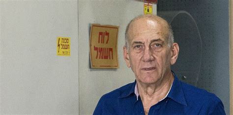 Ehud Olmert Gets 8 Months for Taking Bribes – The Forward