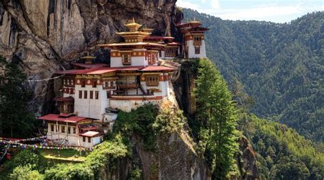 Unique Travel's Blog: Bhutan: Kingdom in the Clouds (National Geographic)