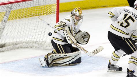 Western Michigan Hockey rumors: New goalie coming into dumpster fire