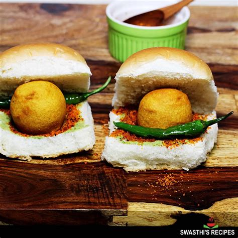 Vada Pav Recipe (Mumbai Street Style) - Swasthi's Recipes