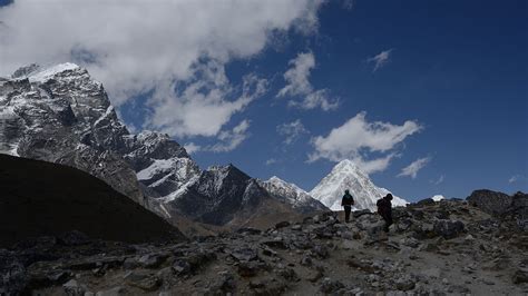 Sherpa reaches summit of Everest for the 22nd time | World News | Sky News