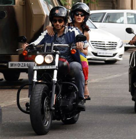 A Gentleman couple Sidharth Malhotra and Jacqueline Fernandez go on a bike ride in Mumbai ...