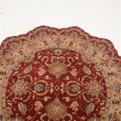 Rug Gallery Round Scalloped Persian Style Wool Rug | EBTH