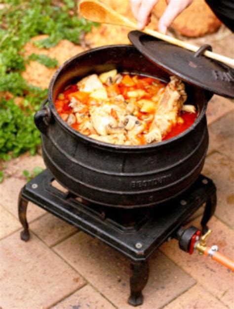 10 Original SA Potjie Pot Recipes - Fill My Recipe Book