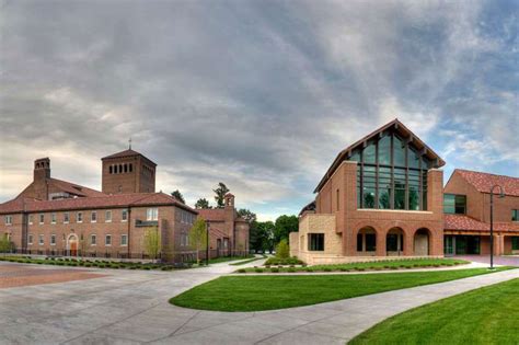 University of Northwestern-St Paul: #412 in Money's 2022-23 Best ...