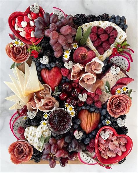 25 Perfect Valentine’s day Charcuterie Boards To Express Your Love - | Charcuterie appetizers ...