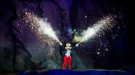 Reservations Open Today for Fantasmic! Dessert & VIP Viewing Experience at Disney’s Hollywood ...