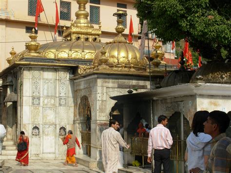 17 Captivating Facts About Jwalamukhi Temple - Facts.net