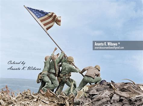 Raising The Flag on Iwo Jima - 1945 | Battle of iwo jima, Iwo jima, Old ...