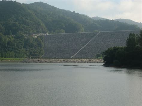 Andong Dam (Andong, 1976) | Structurae