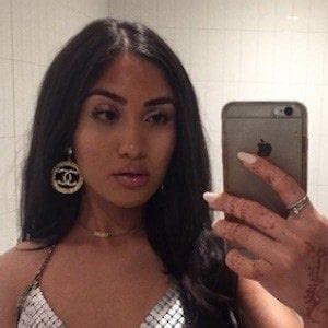 Leena Sayed - Age, Family, Bio | Famous Birthdays