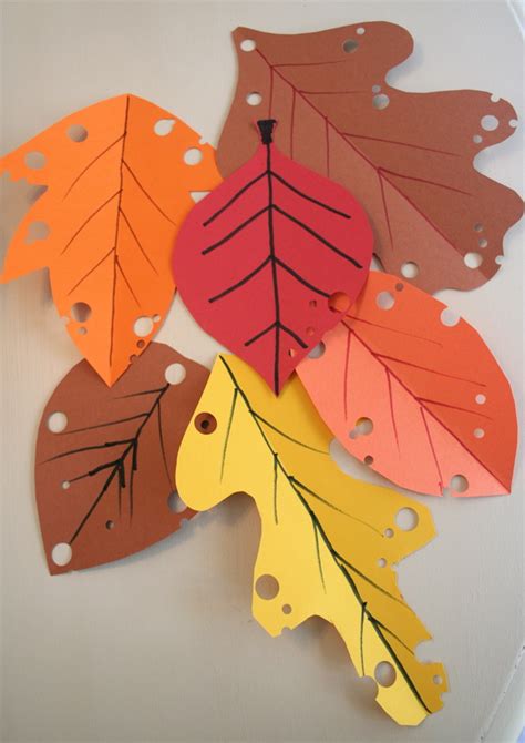 mmmcrafts: easy autumn leaf craft