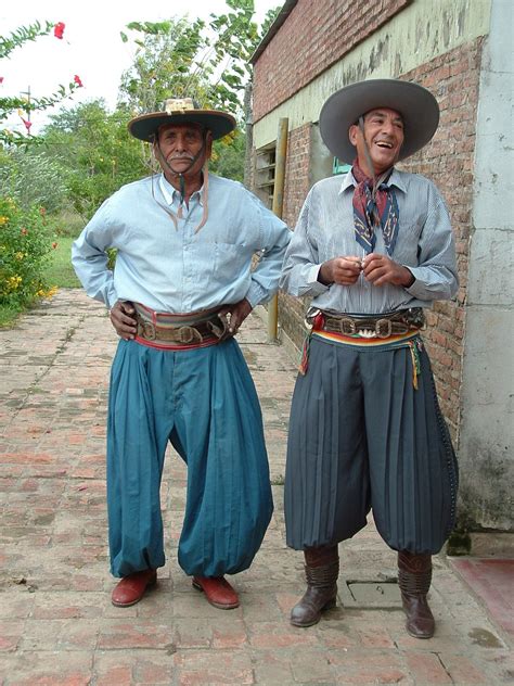 Roupa Tradicional Da Argentina