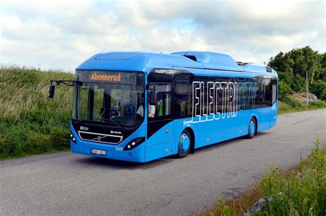 Silent and clean, Volvo’s electric bus rides into Gothenburg