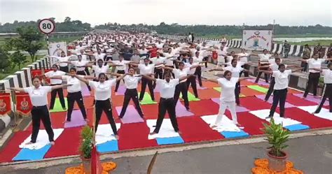 International Yoga Day observed at Mechi River Bridge on the Indo-Nepal border - Siliguri Times ...