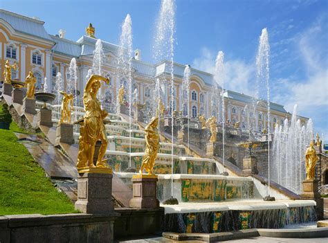 St. Petersburg: The Fountains at the Summer Palace of Peter the Great - BoomerVoice