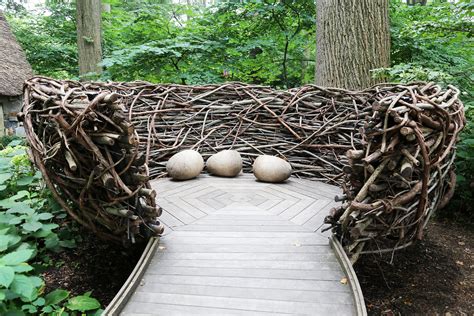 Giant Bird Nest with Giant Bird Eggs | Winterthur Museum, Ga… | Flickr