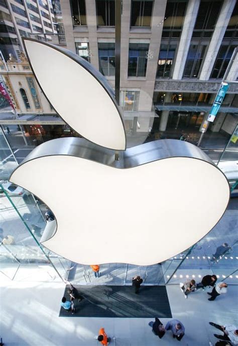 Apple Stores - exterior design and architecture