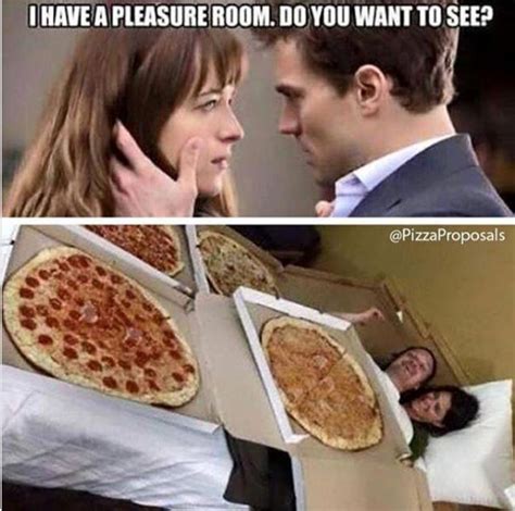 Celebrate National Pizza Day 2020 With These Hot 'n Ready Memes