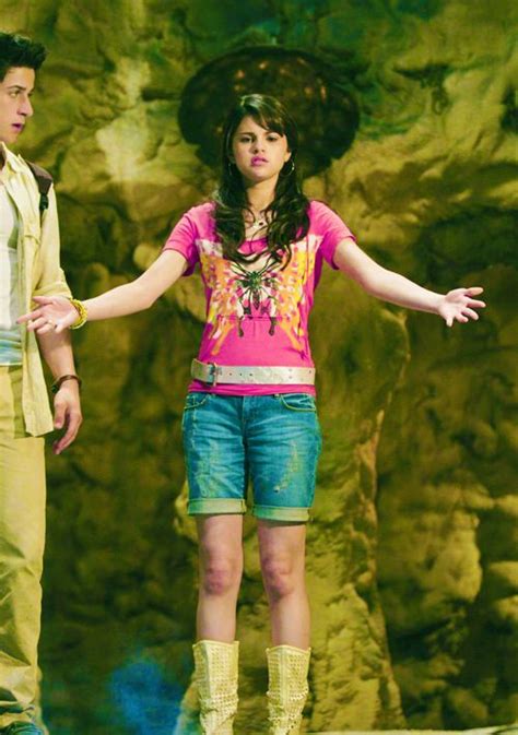 Selena Gomez as Alex Russo in Wizards Of Waverly Place the movie, in ...